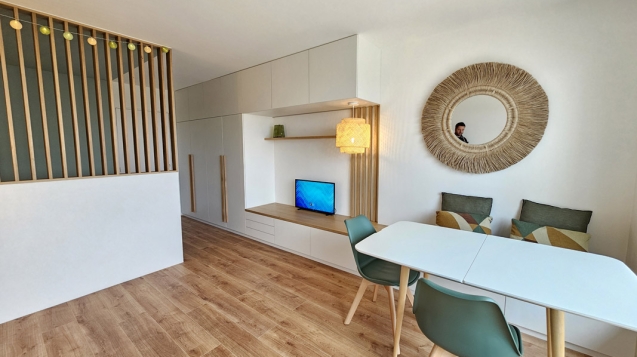 Design et optimisation d'espace d'un studio à Biarritz, par l'agence ID'Harmonies - Marion PIRAUBE