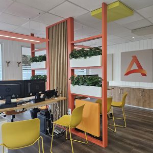 Agencement intérieur des bureaux d'une PME locale à Bidart, par l'agence ID'Harmonies - Marion PIRAUBE